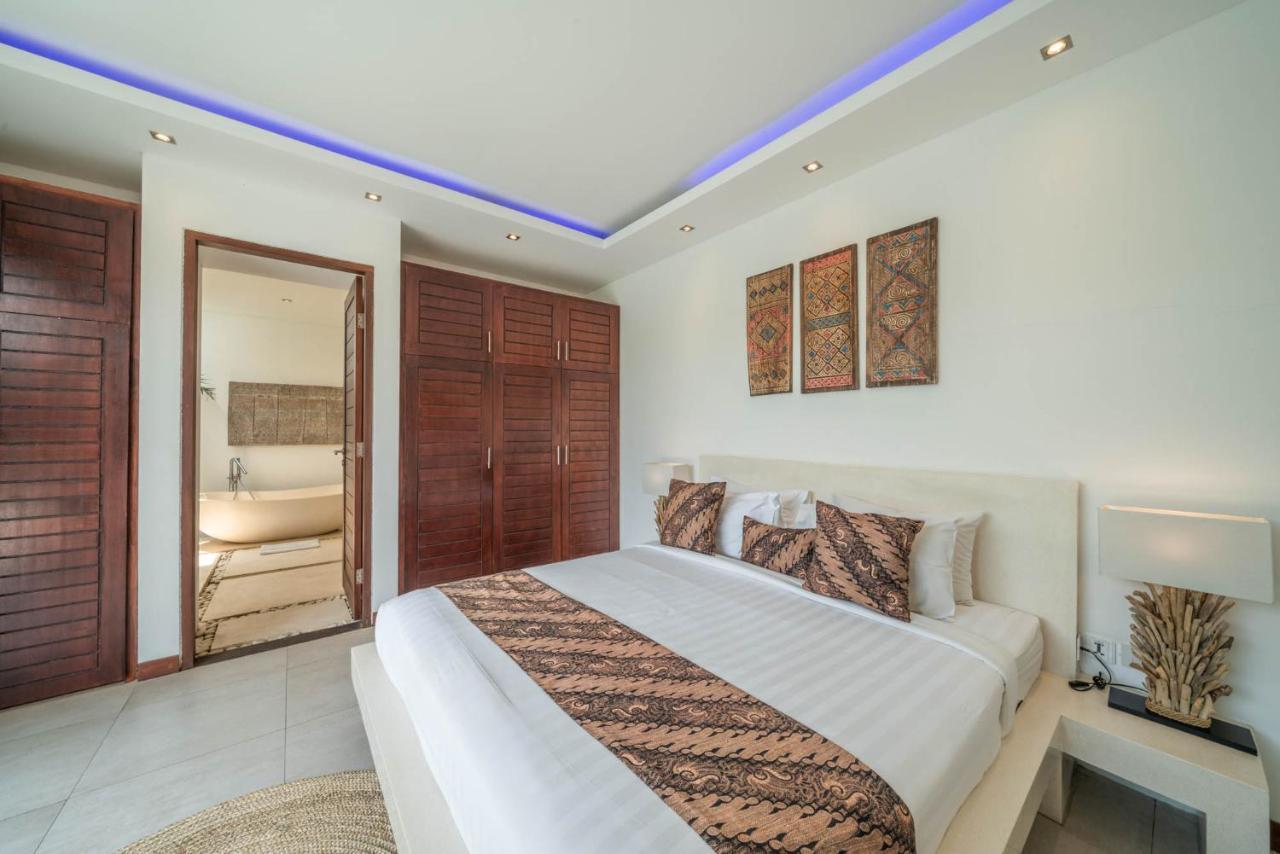 Villa Tira - Elegant 3Br In Central Seminyak Exterior foto