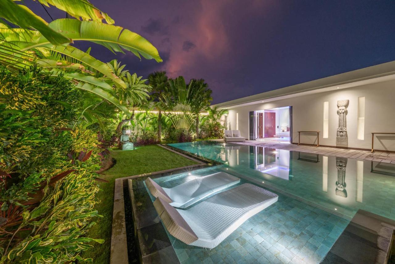 Villa Tira - Elegant 3Br In Central Seminyak Exterior foto